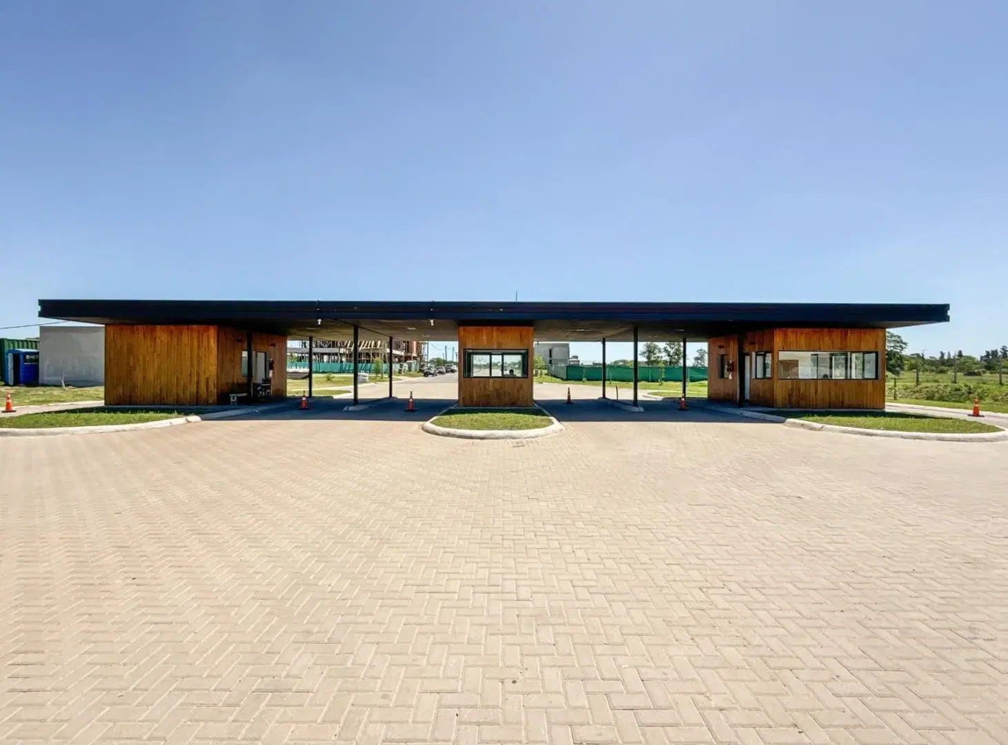 VENTA - Lote en Village Joven - Bella Vista 4