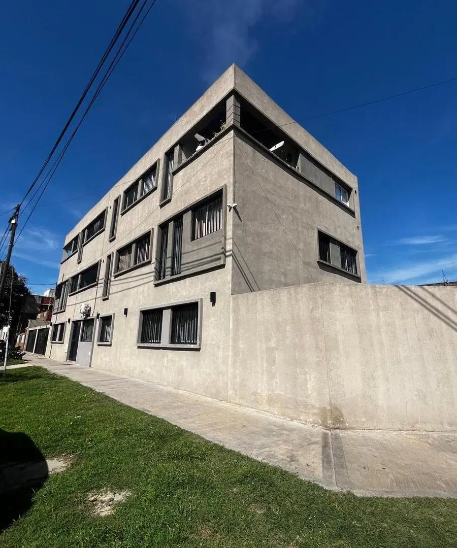 Departamento en Caseros 2