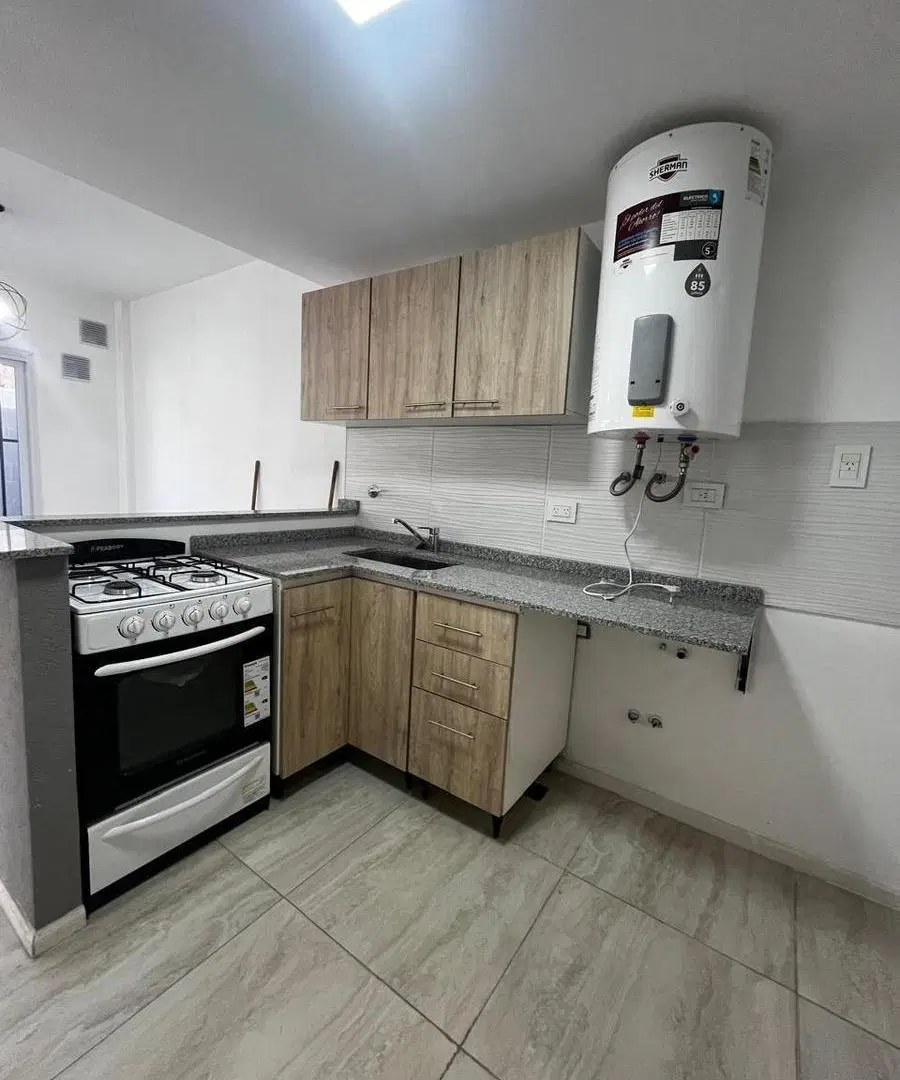 Departamento en Caseros 5