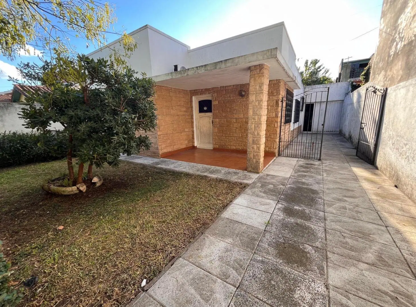 VENTA CASA MUÑIZ 1