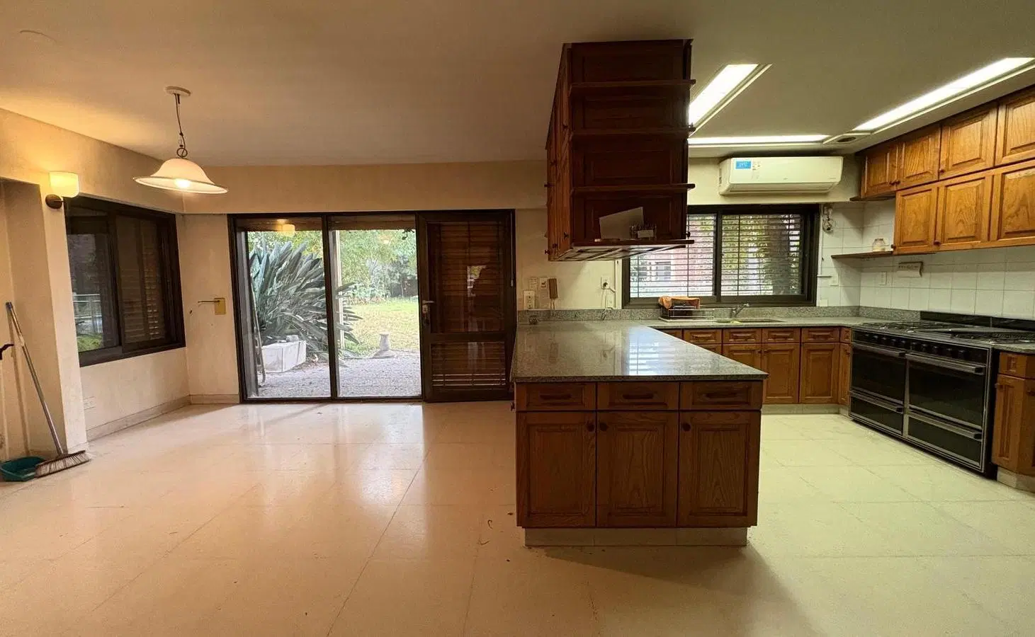 Venta de Casa en Hurlingham 4