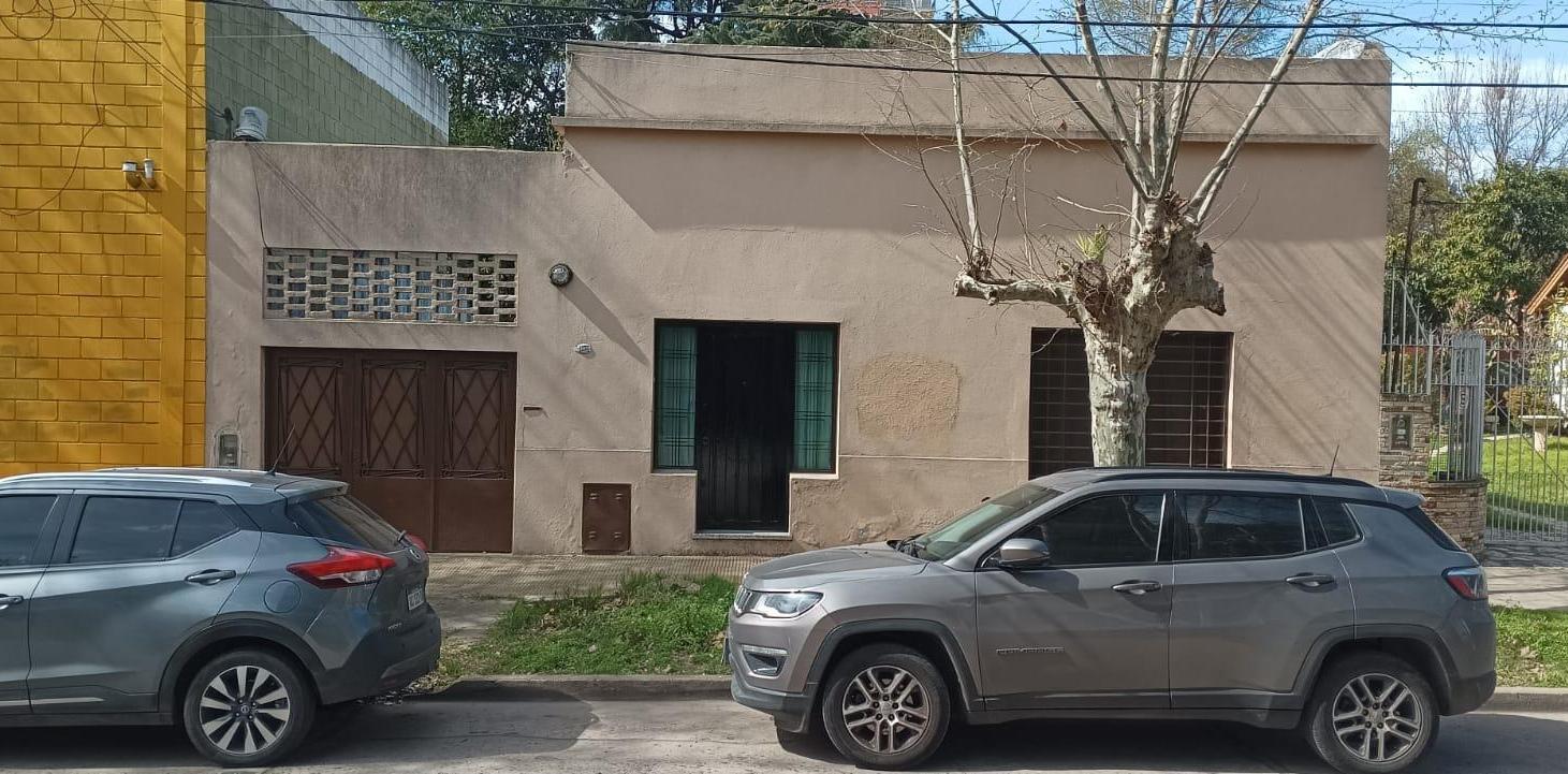 Foto de Venta de Casa 4 Ambientes en Muñiz, San Miguel, imagen 2