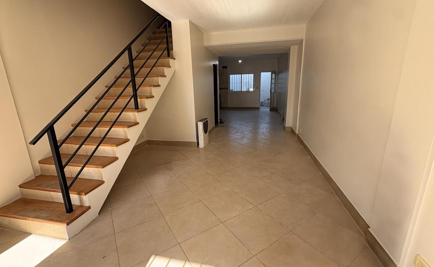 Foto de triplex en alquiler en muñiz, imagen 1