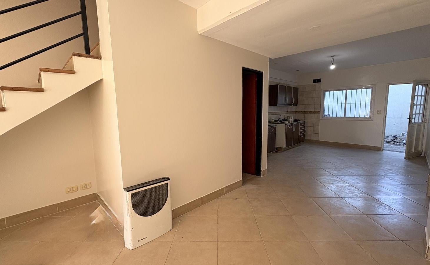Foto de triplex en alquiler en muñiz, imagen 2