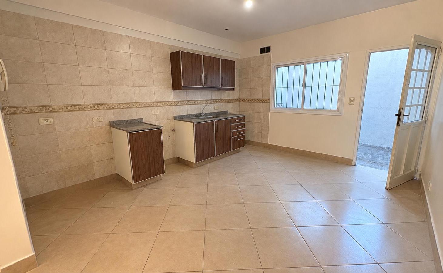 Foto de triplex en alquiler en muñiz, imagen 4