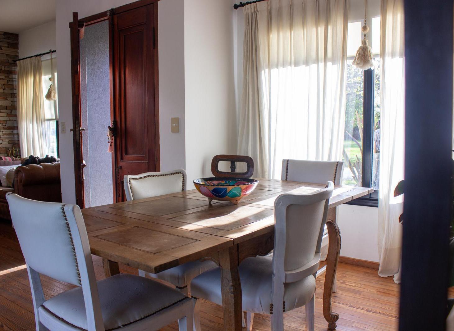 Foto de EN VENTA: Impecable Casa en Una Planta en Barrio Cerrado Bella Vista, imagen 3