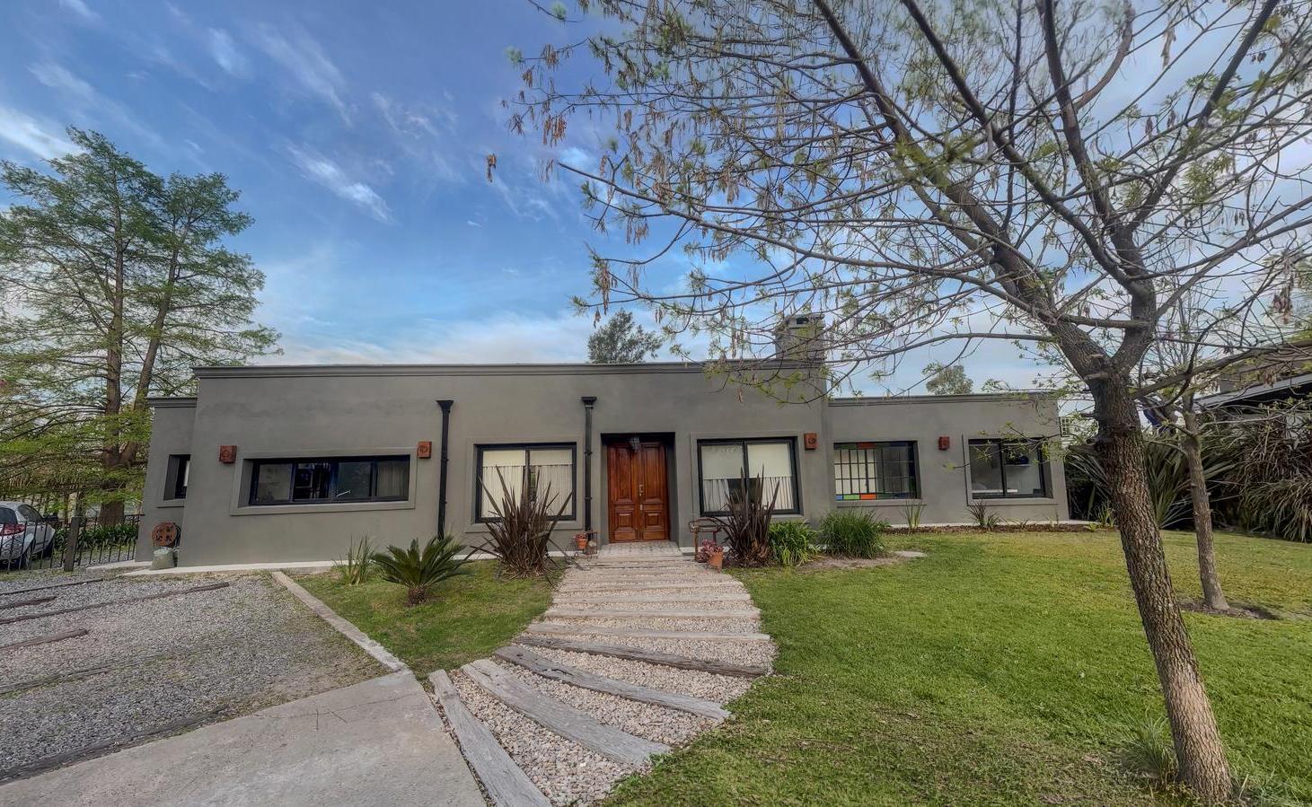 Foto de EN VENTA: Impecable Casa en Una Planta en Barrio Cerrado Bella Vista, imagen 1
