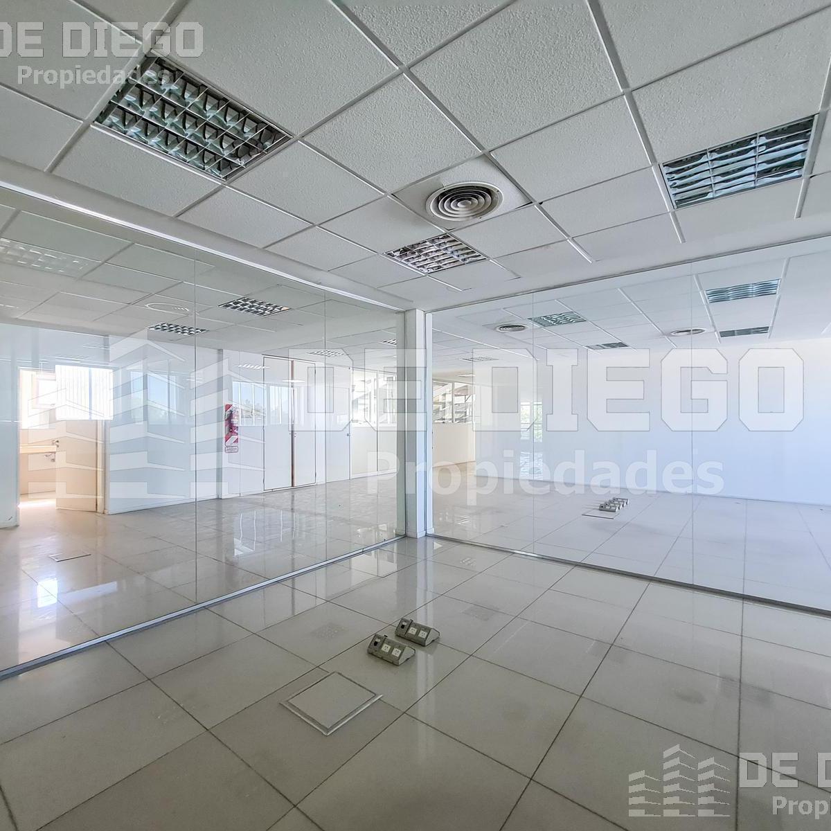 Nave Industrial en Venta Ideal Industria Farmacéutica Habilitado por Anmat en El Talar Pacheco 4