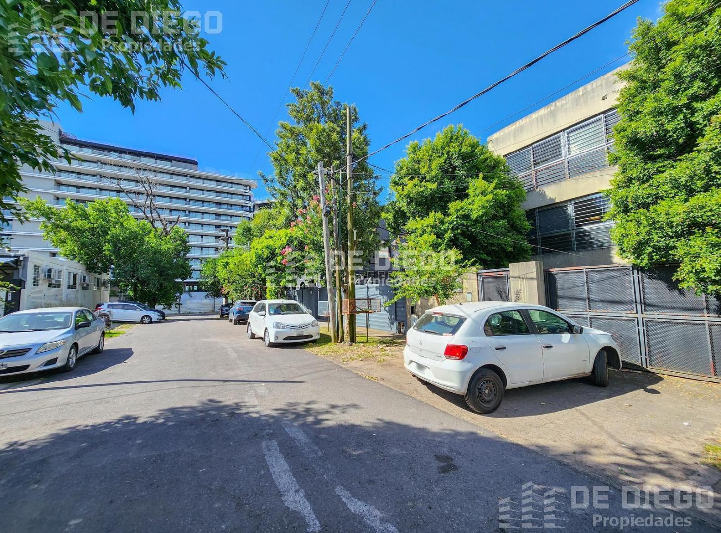 En Venta edificio apto uso profesional oficinas / consultorios, con cocheras, Beccar San Isidro