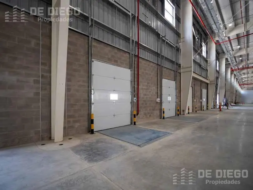 Deposito Nave AAA 5.760 m2 en alquiler – Esteban Echeverria 3