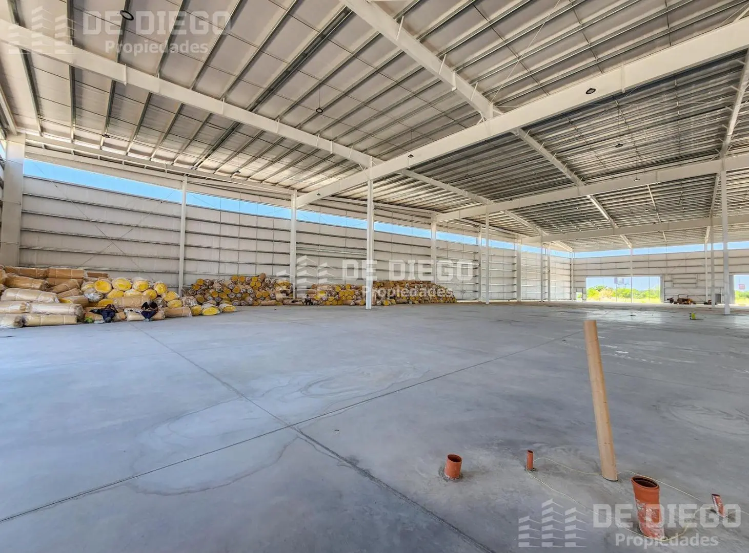 Alquiler deposito Nave de 4150 m2, dentro de Parque Industrial y Logístico El Talar Tigre 5