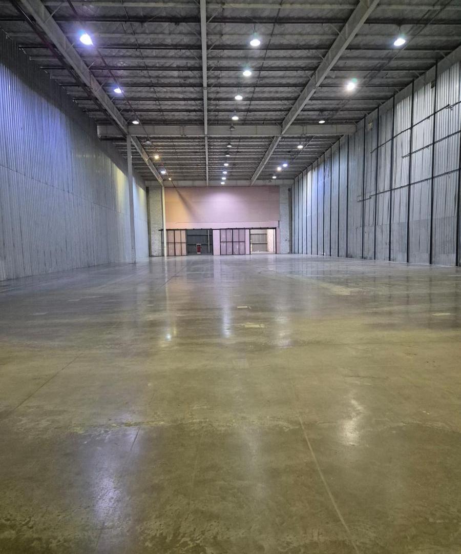 Deposito en alquiler 3643 m2 dentro de centro logístico e industrial con seguridad, Pacheco, Tigre
