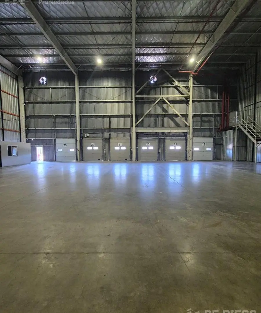 Deposito en alquiler 3643 m2 dentro de centro logístico e industrial con seguridad, Pacheco, Tigre 3