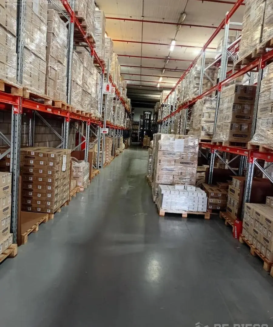 Alquiler deposito de 1380 m2 en predio con seguridad Villa Ballester San Martin 4