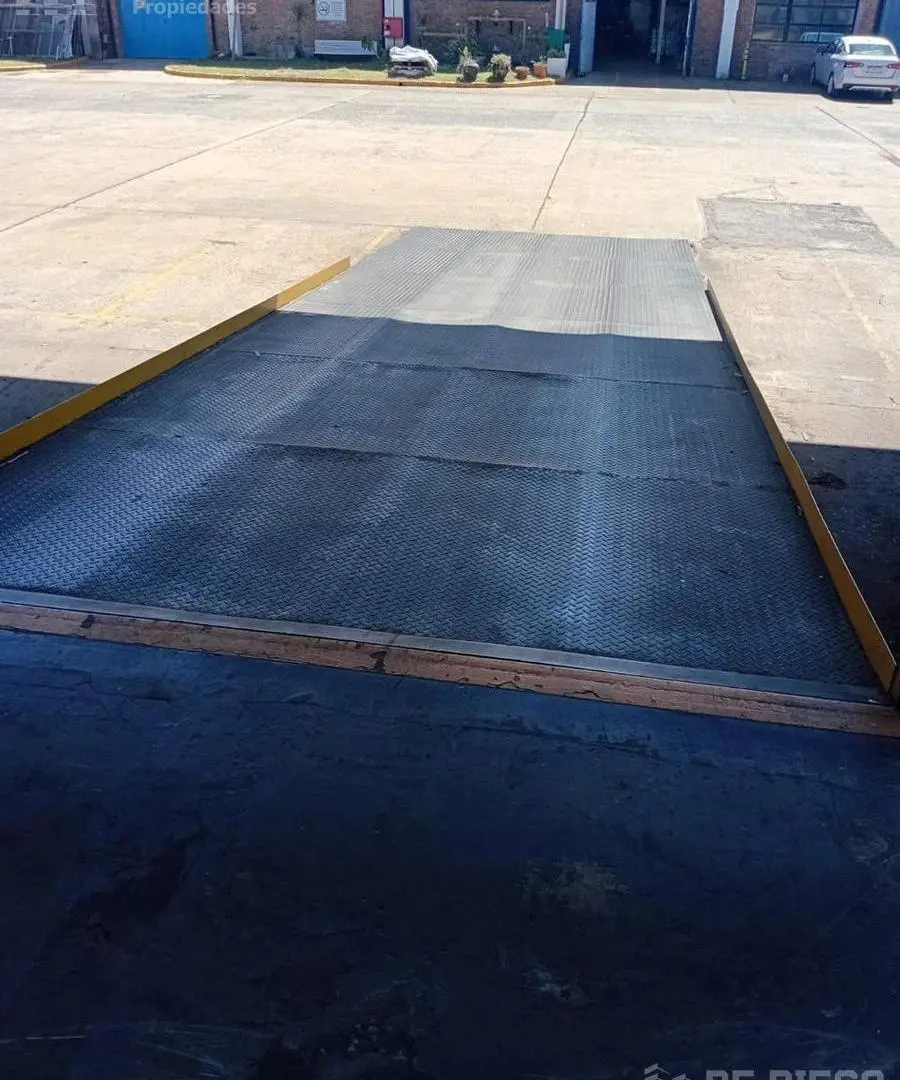 Alquiler deposito de 1380 m2 en predio con seguridad Villa Ballester San Martin 5