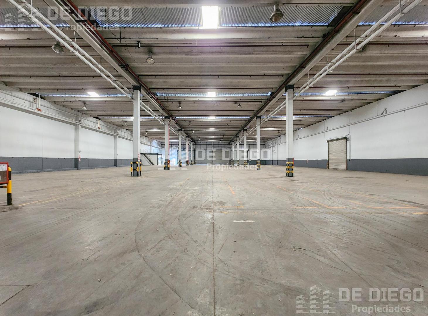 Deposito en alquiler de 4927 m2 dentro de predio logístico e industrial Pablo Podestá