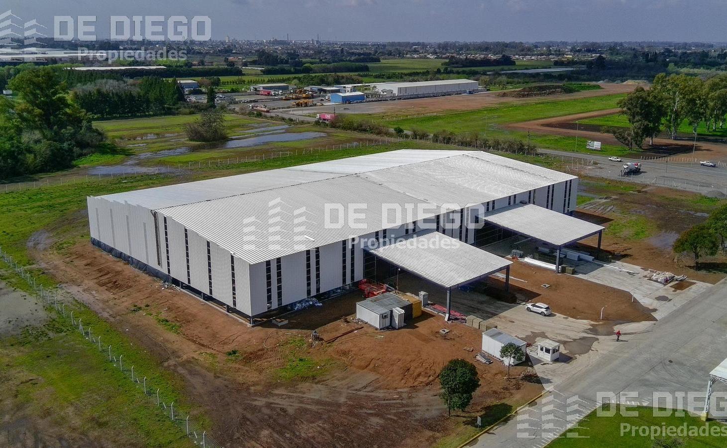 Alquiler deposito Nave AAA a estrenar 6000 m2 ideal industria agroquimica Parque Industrial Zárate