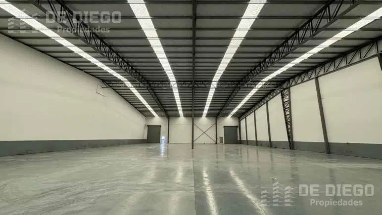 Nave Industrial 1500 m2 en alquiler en Canning Industrial Parque Privado 2