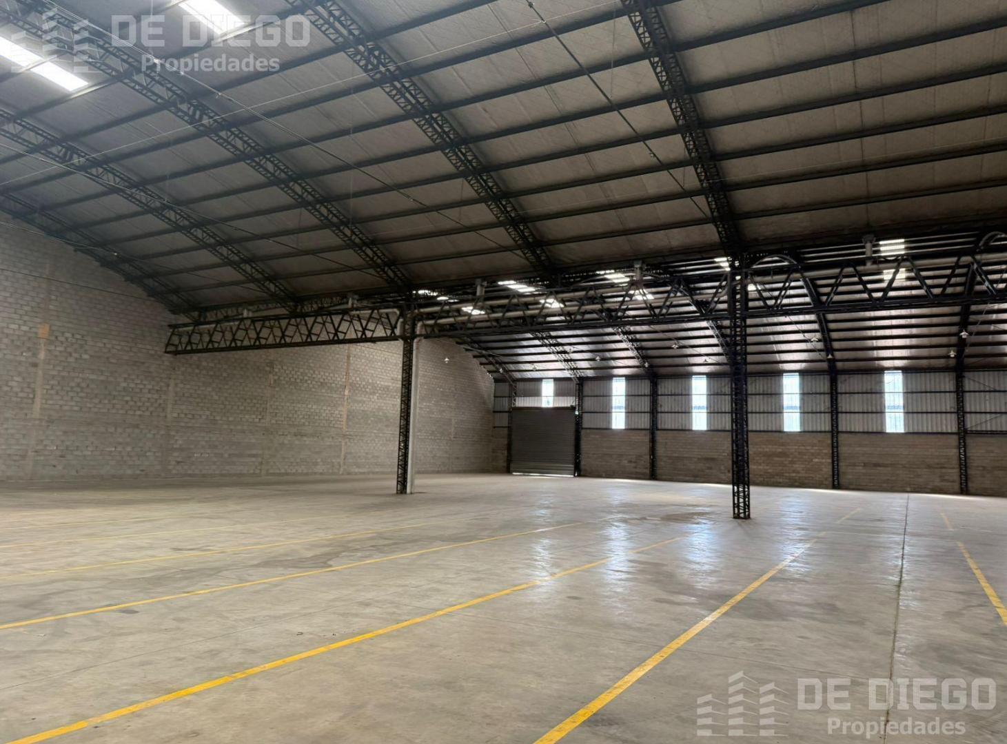 Foto de Deposito 2400 m2 en alquiler, Parque Industrial Morón, imagen 4
