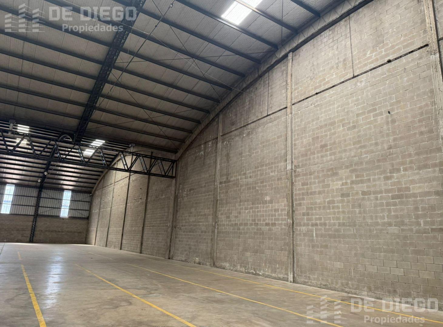 Foto de Deposito 2400 m2 en alquiler, Parque Industrial Morón, imagen 5