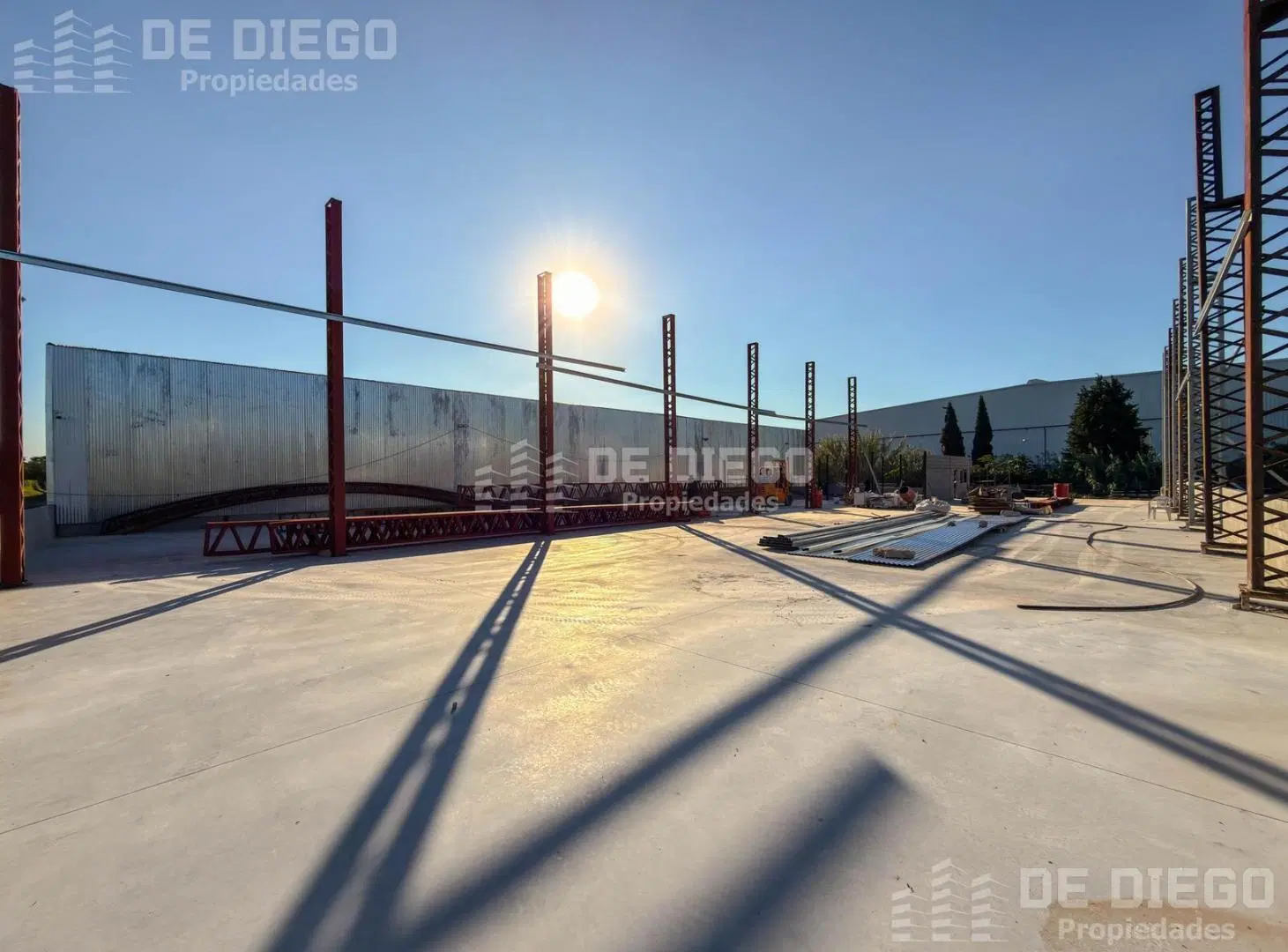 Alquiler Deposito a estrenar 1300 M2 predio con seguridad Panamericana y 202 Don Torcuato Tigre 4