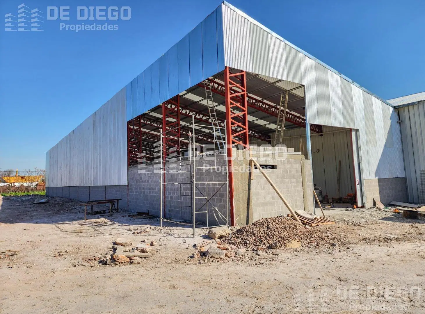 Alquiler Deposito a estrenar 1300 M2 predio con seguridad Panamericana y 202 Don Torcuato Tigre 5