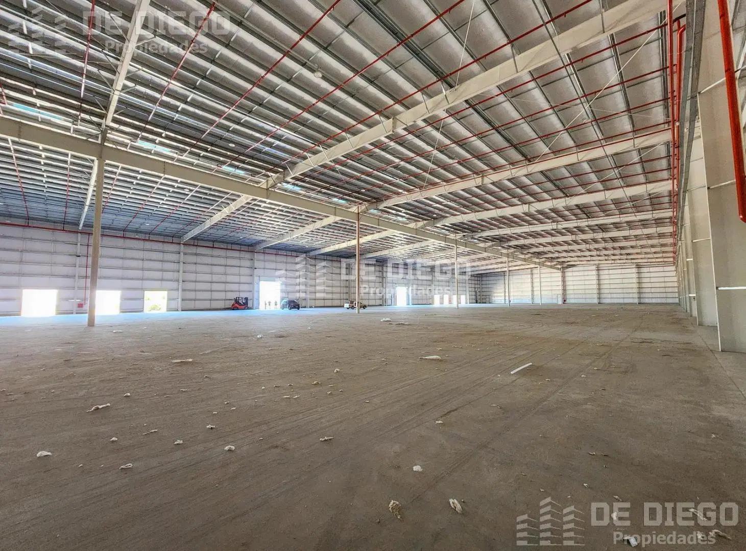 Deposito Nave 4500 m2en alquiler dentro del Parque Industrial Reconquista, Trujui Moreno. 1