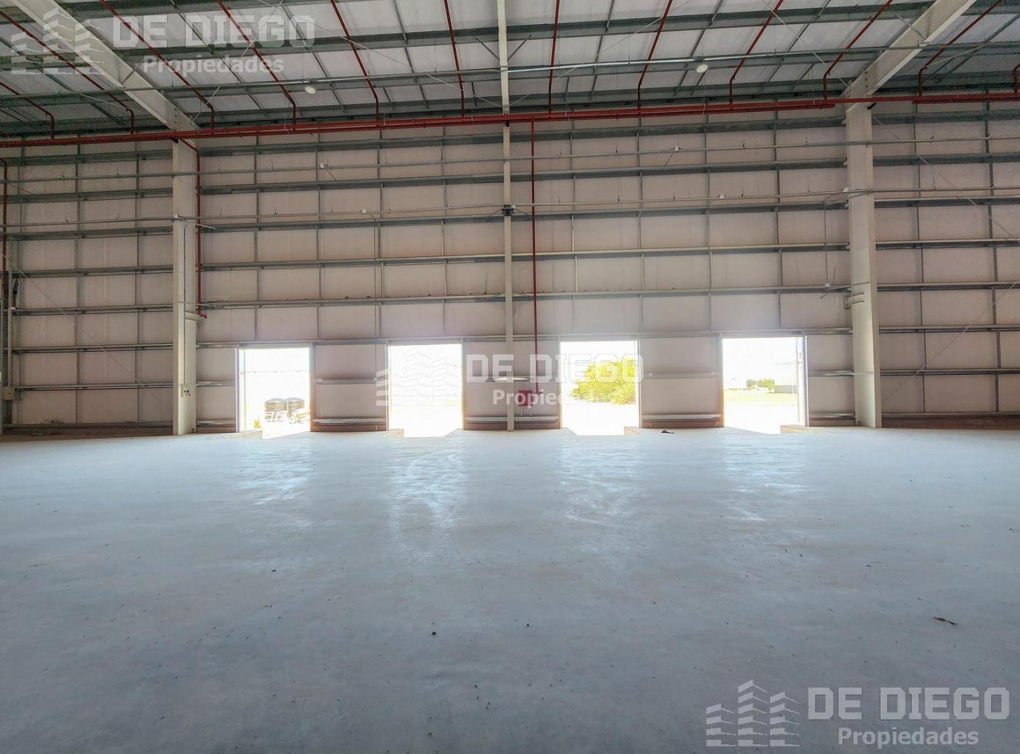 Foto de Deposito Nave 4500 m2en alquiler dentro del Parque Industrial, imagen 2
