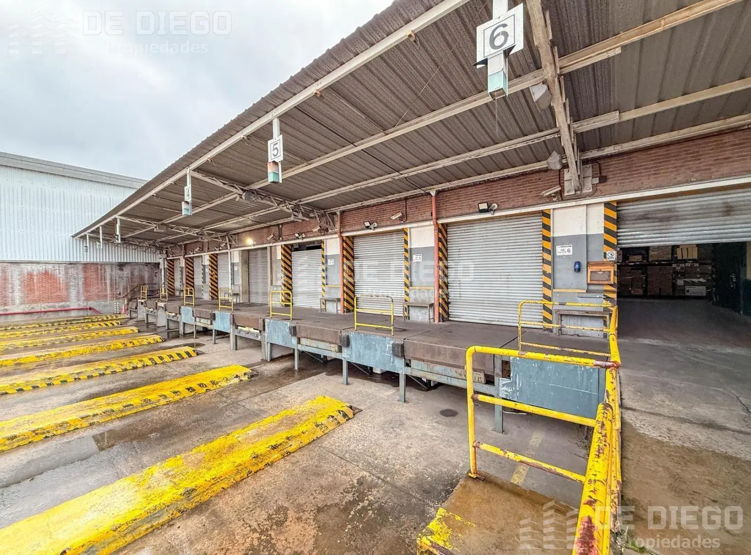Deposito Industrial en alquiler de 3884 m2 cubiertos, La Tablada, La Matanza. 2
