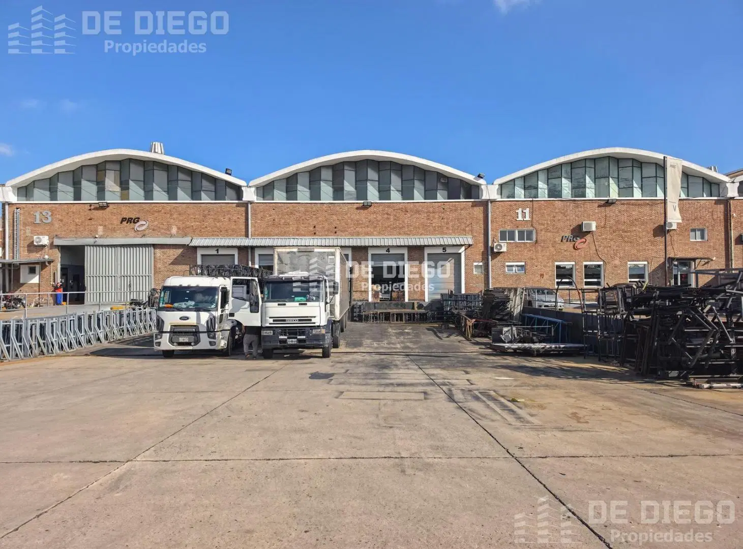 Deposito en alquiler 3011 m2, predio con seguridad, Olivos Vicente Lopez 1