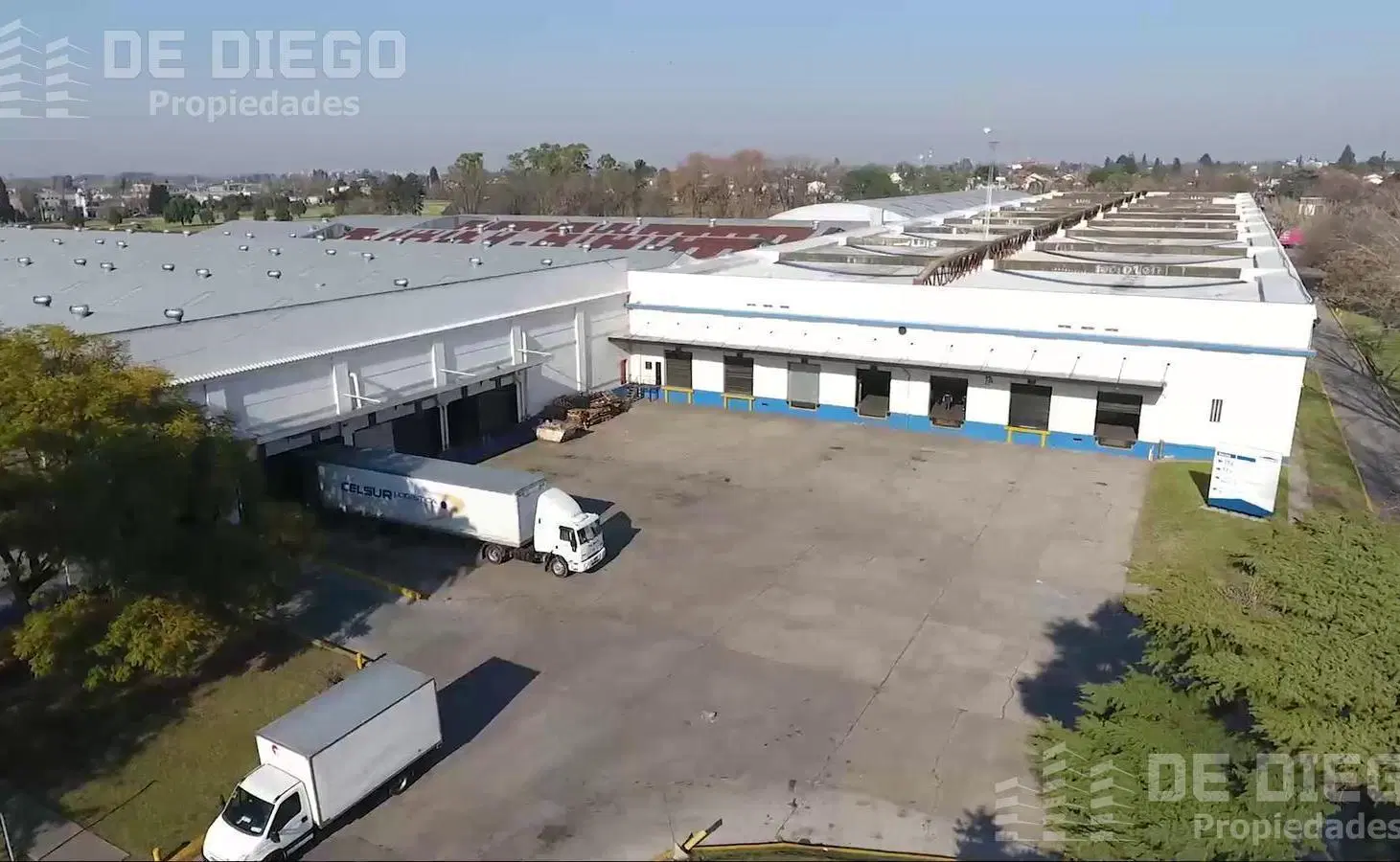 Deposito 2000 m2 en alquiler dentro de predio multi empresarial, Hurlingham. 1