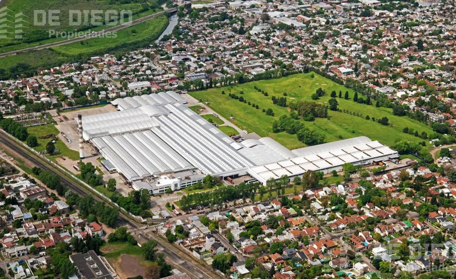 Deposito 3000 m2 en alquiler dentro de predio multi empresarial, Hurlingham. 5