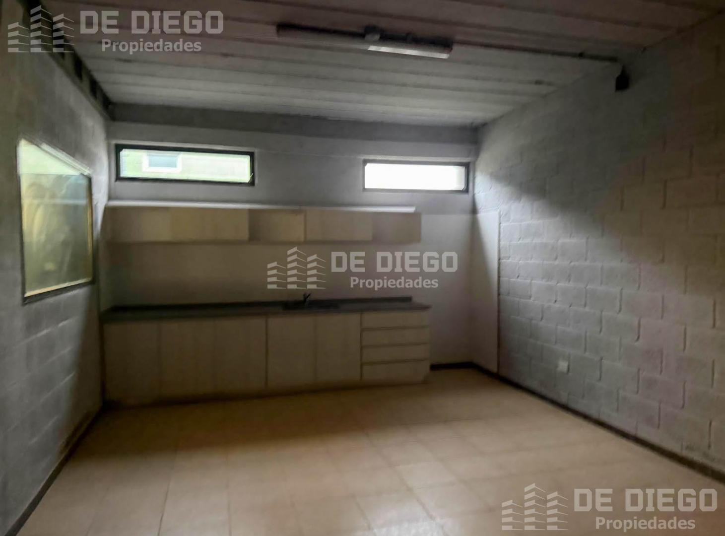 Foto de Deposito en Alquiler 1300 m2 en Polo industrial Ezeiza, GBA Sur, imagen 4
