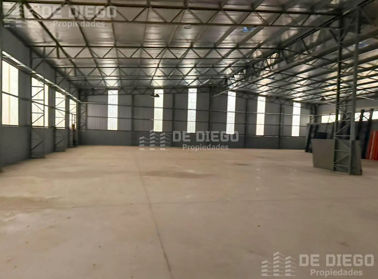 Deposito en Alquiler 1300 m2 en Polo industrial Ezeiza, GBA Sur 2