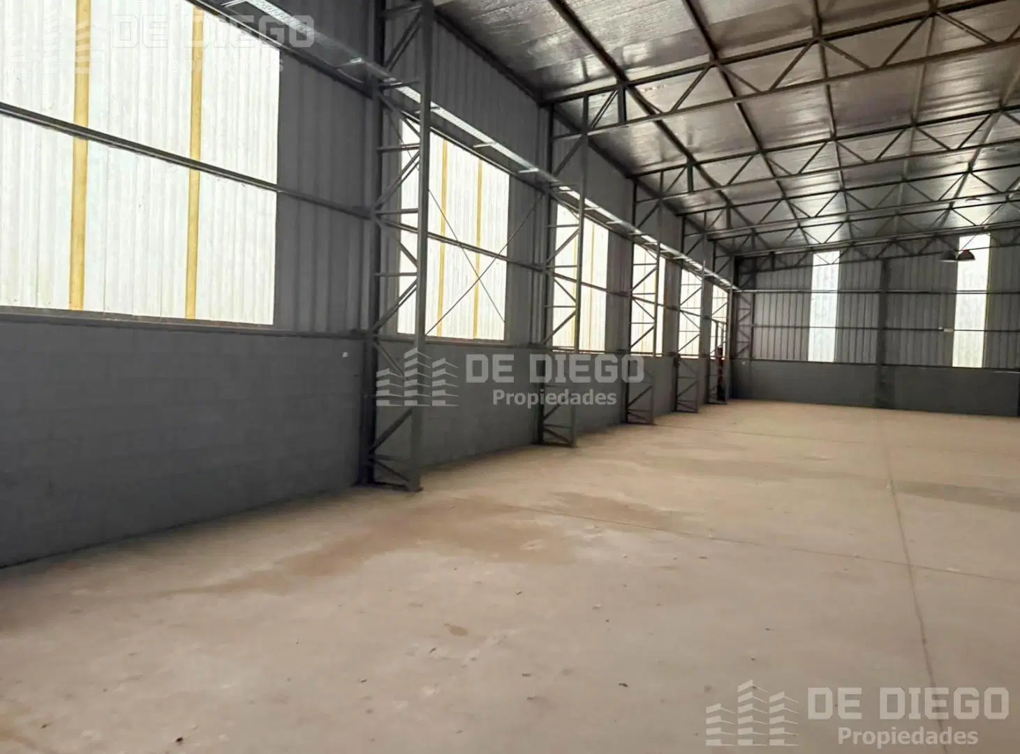 Deposito en Alquiler 1300 m2 en Polo industrial Ezeiza, GBA Sur 5