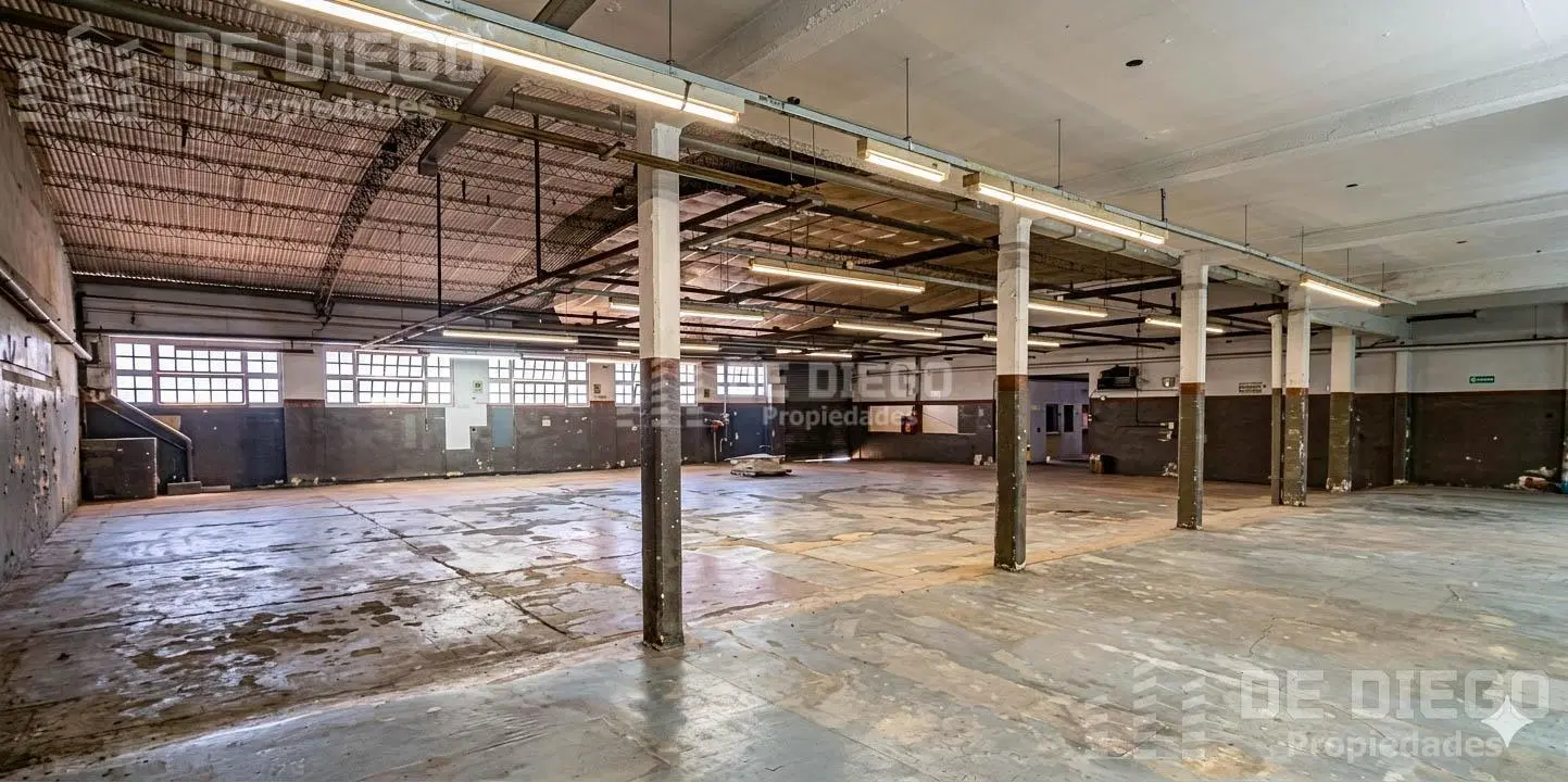 VENTA CON RENTA Nave industrial 1200 M2 con gas industrial - Florida Oeste 3
