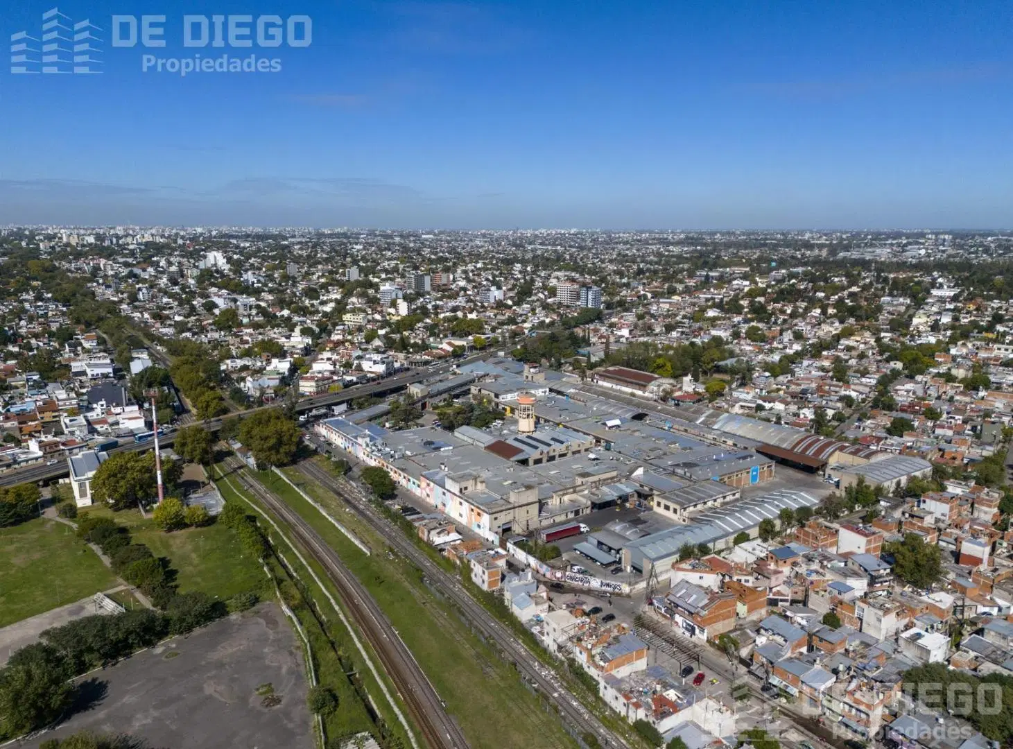 Depósito de 1185 m2 en alquiler, dentro de Parque Industrial Suarez 8