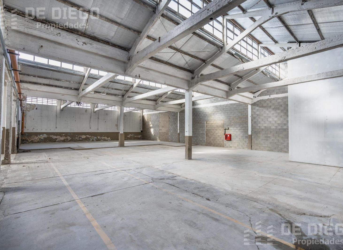 Foto de Depósito de 655 m2 en alquiler, Parque Industrial Suarez San Martin, imagen 1