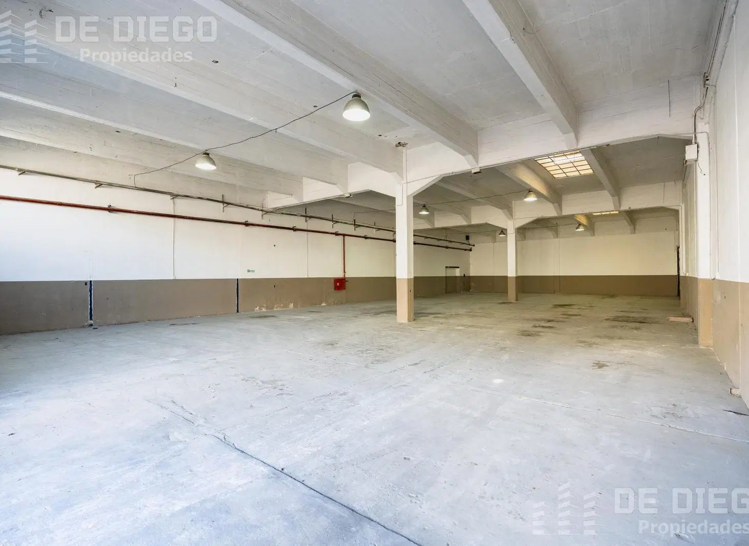 Depósito de 576 m2 en alquiler, dentro de Parque Industrial Suarez 4
