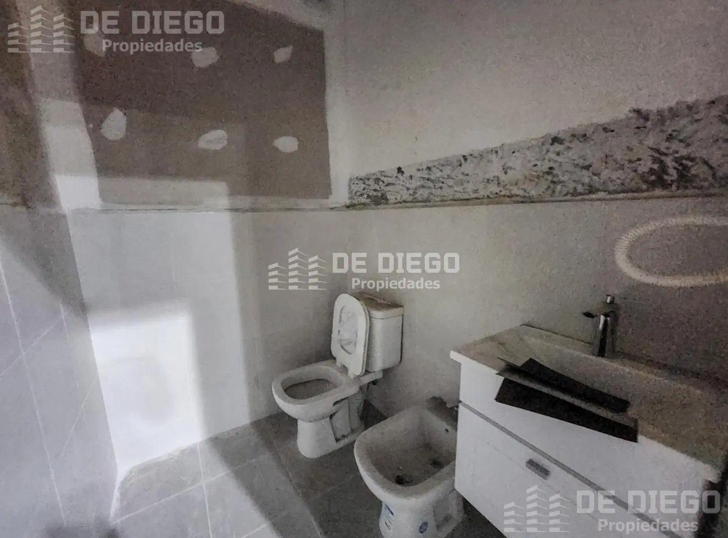 Depósito 2580 m2 en Parque Multi Empresarial, ubicación inmejorable en Olivos 5