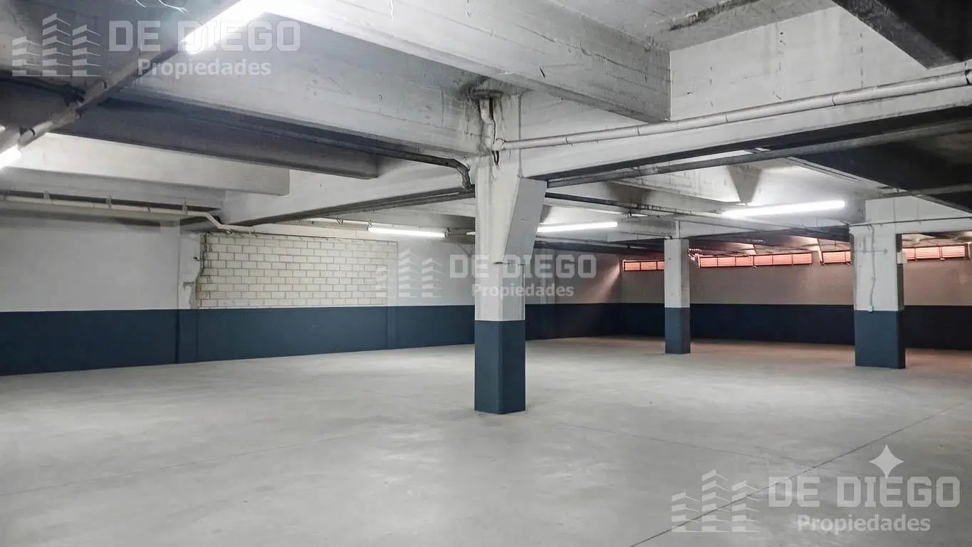 Alquiler deposito 1020 m2 predio con seguridad, Florida Oeste Vicente Lopez 2