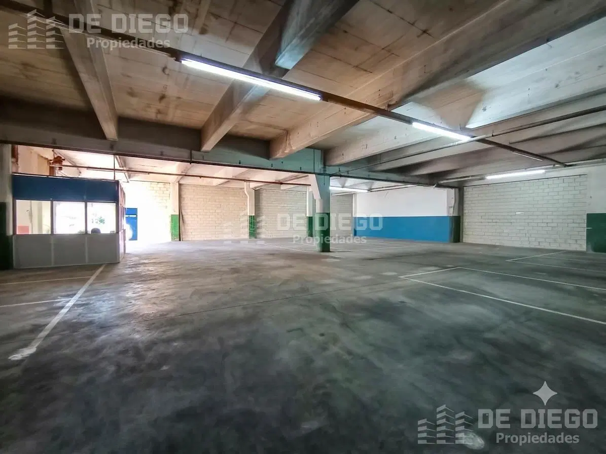 Alquiler deposito 1020 m2 predio con seguridad, Florida Oeste Vicente Lopez 3