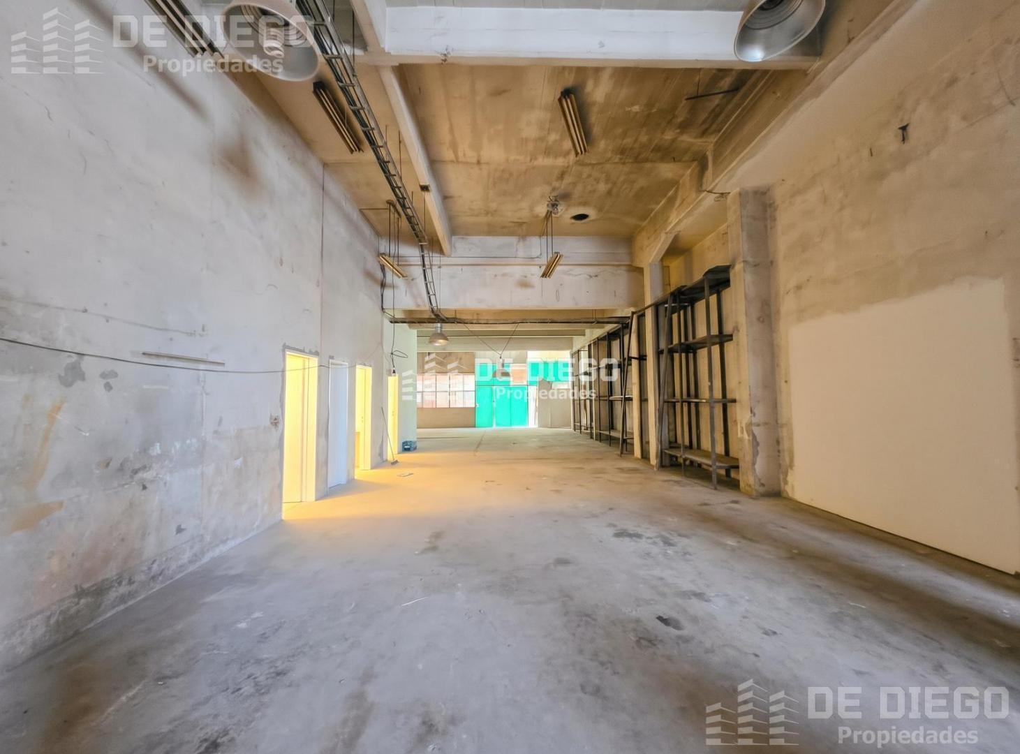 Foto de Depósito con oficinas en alquiler, dentro de Parque Industrial Munro, imagen 1