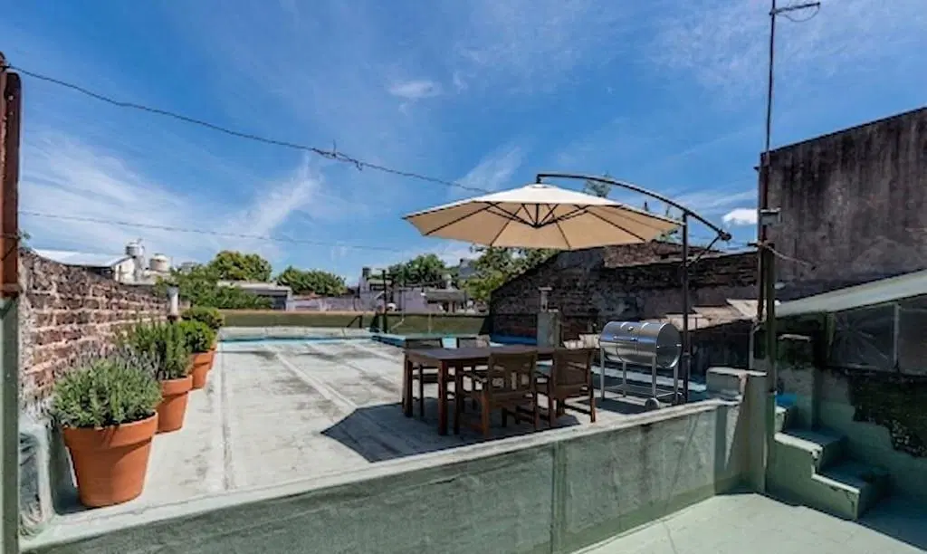 CASA-4 AMB- DOBLE COCHERA, PATIO Y TERRAZA-QUILMES AL 600-POMPEYA 4