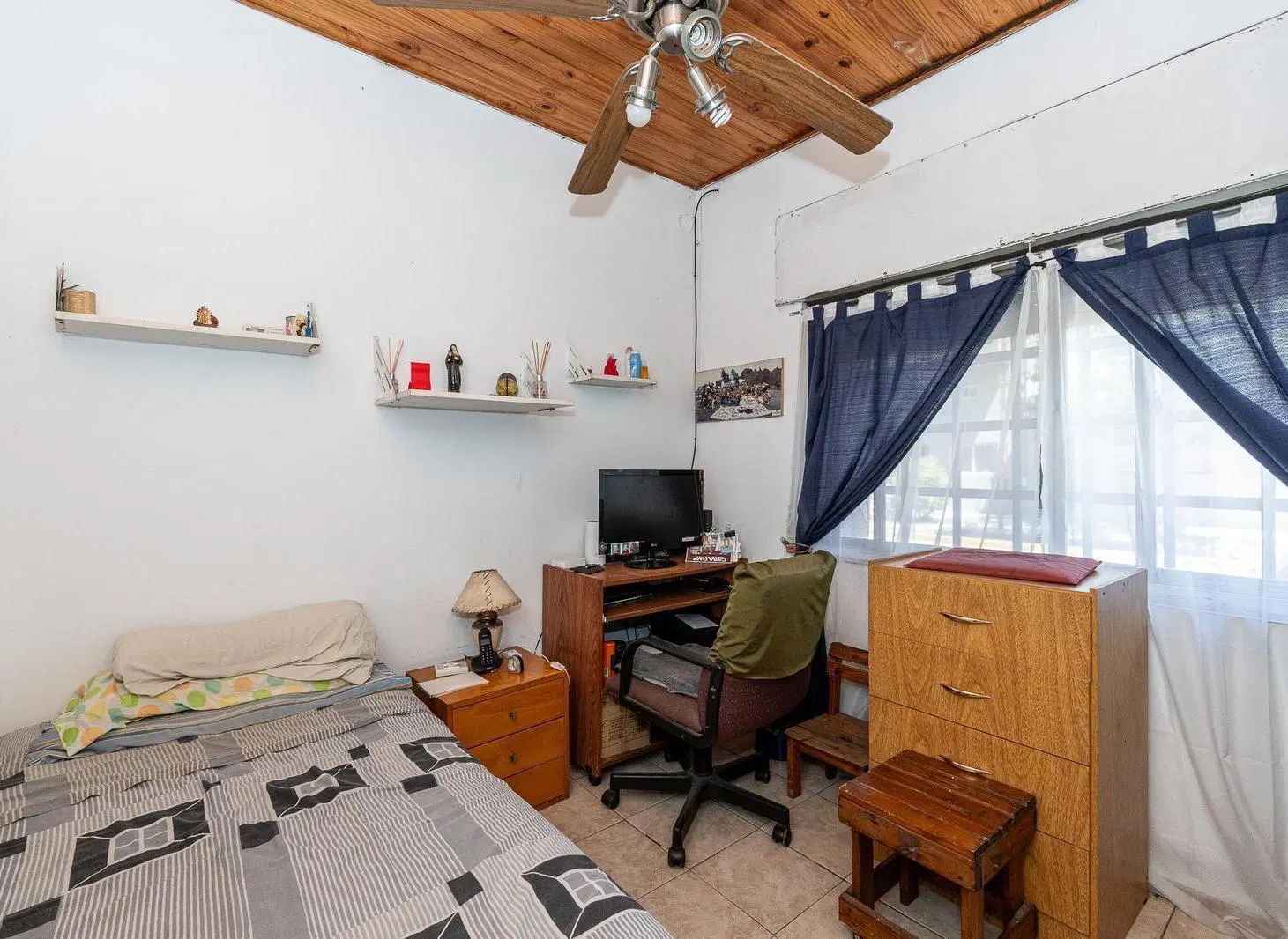 CASA-4 AMB- DOBLE COCHERA, PATIO Y TERRAZA-QUILMES AL 600-POMPEYA 3