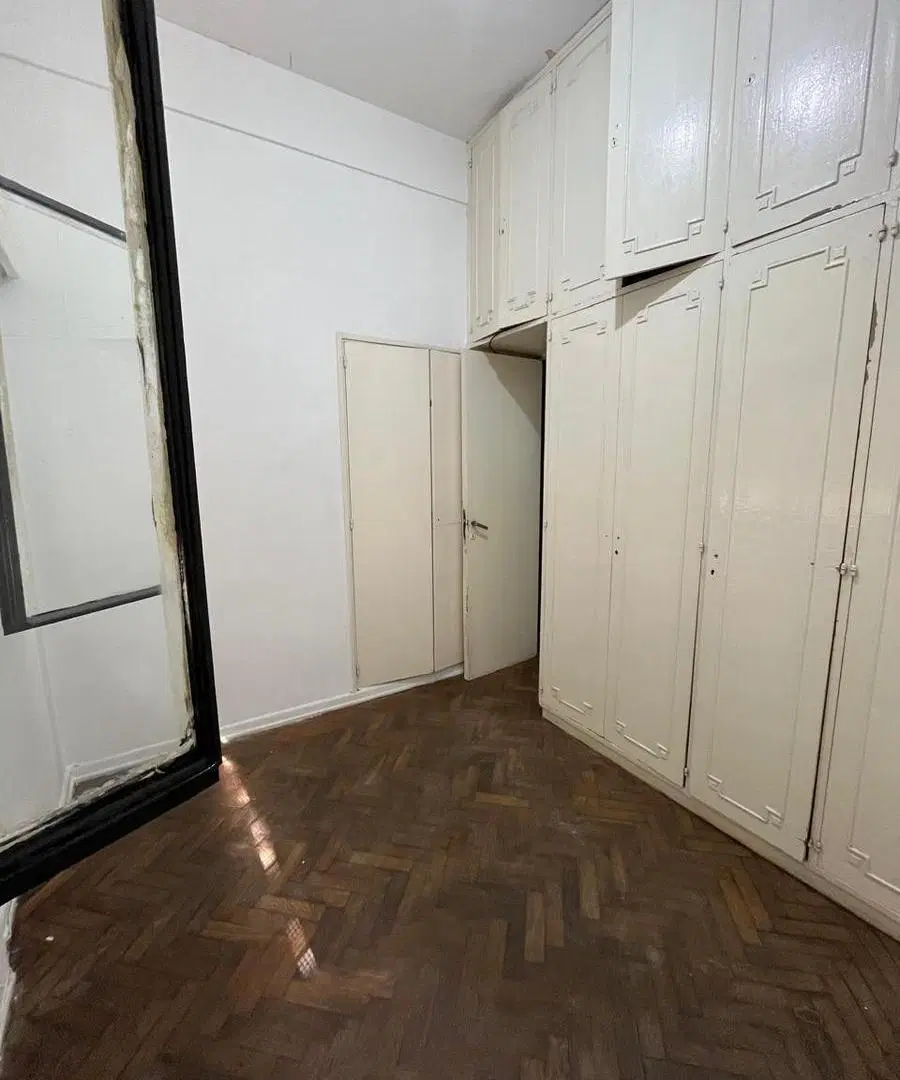 Oportunidad en Balvanera, 3 ambientes comodos! 5