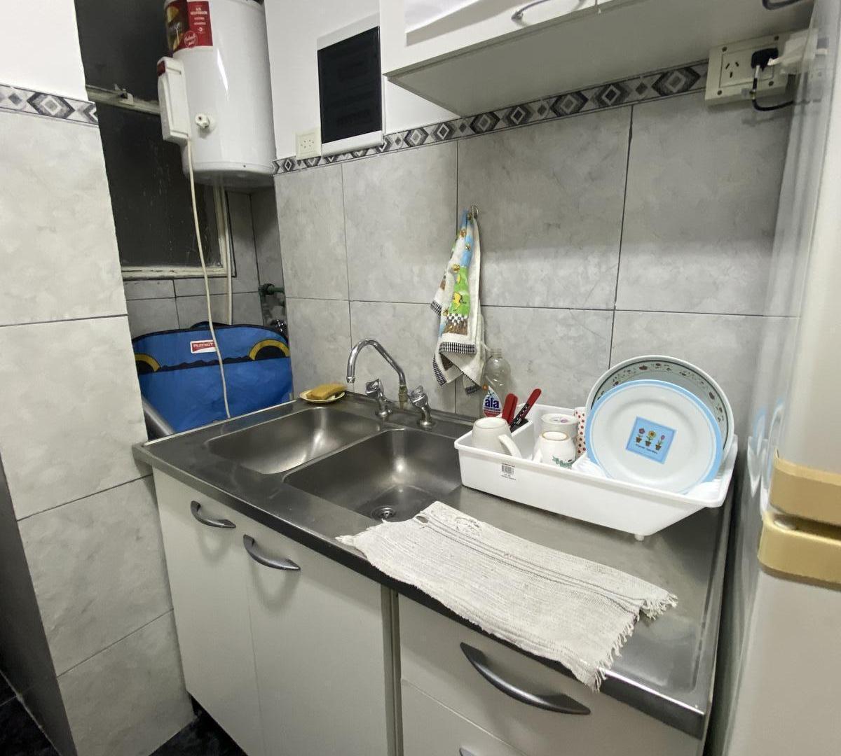 Foto de Consultorio pb en Recoleta a metros de sanatorio privados, imagen 5