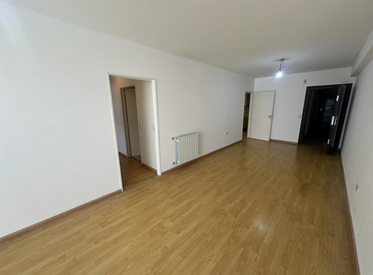 Foto de Hermoso Semipiso con balcon terraza y patio, imagen 5