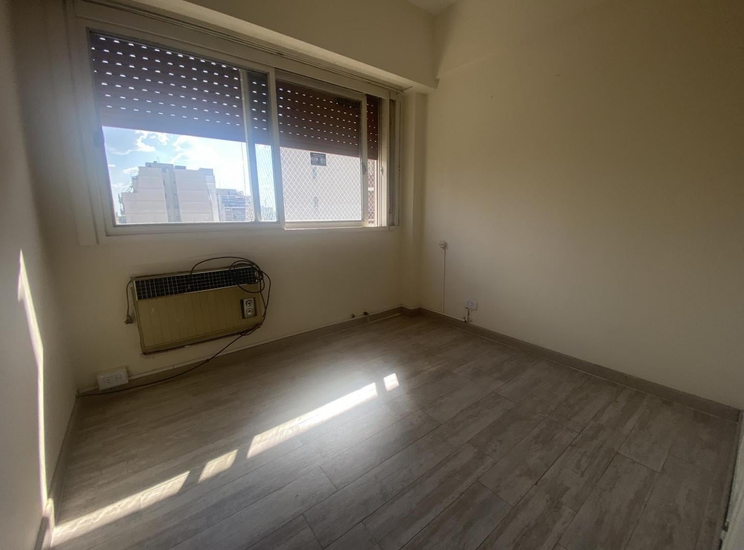 Foto de SEMIPISO con vista ABIERTA a metros de Av Alvarez Jonte y Av Nazca, imagen 1
