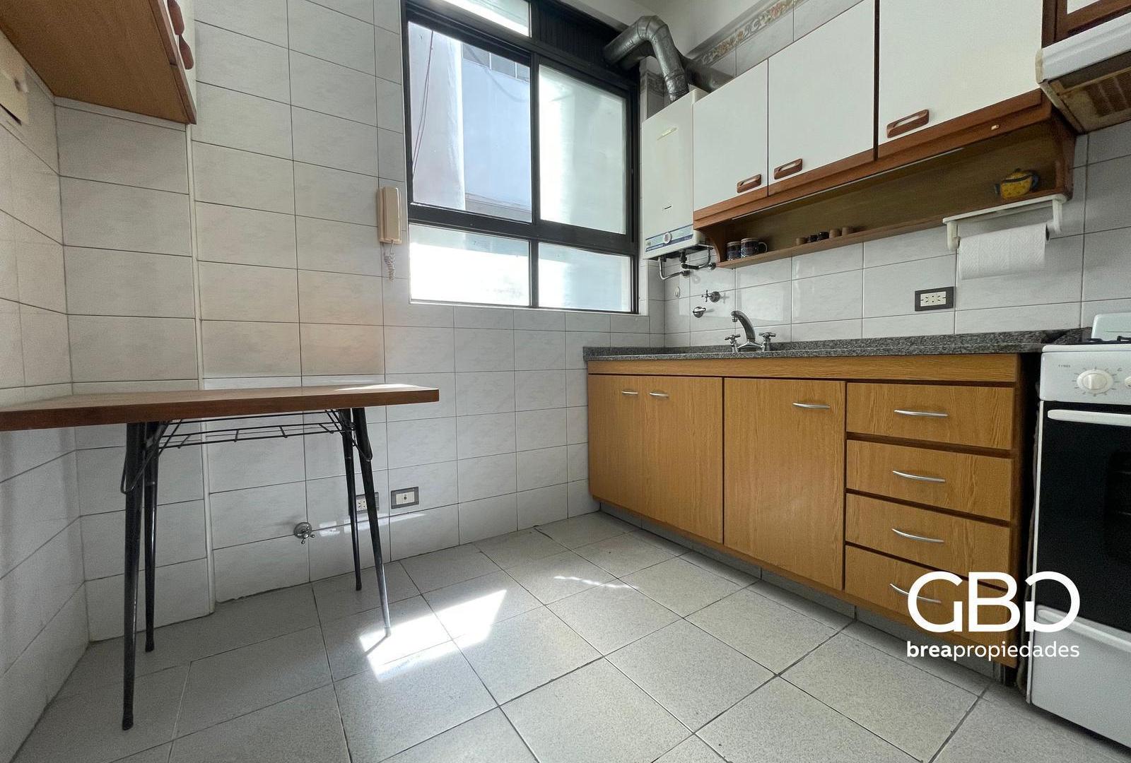 Departamento 3 amb con balcón - Oportunidad